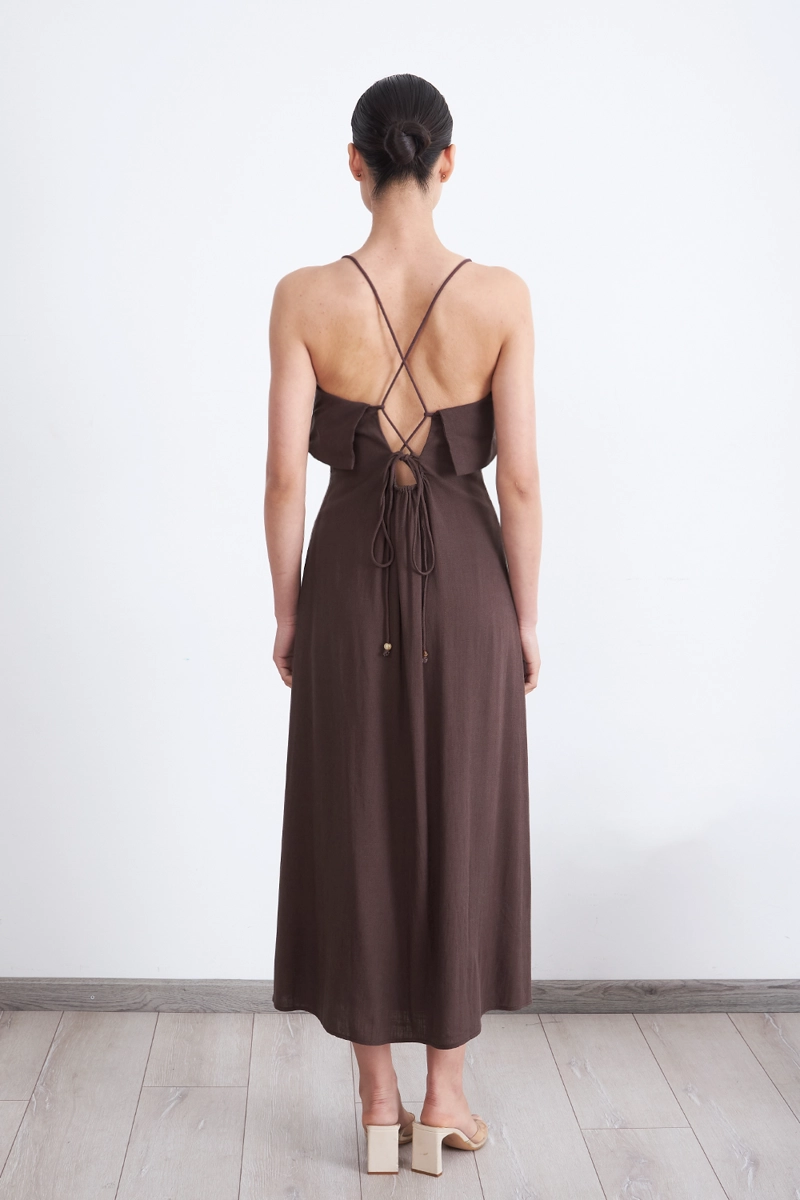 VESTIDO MIDI CON VOLANTE CAFE MUJER NICOPOLY - 4