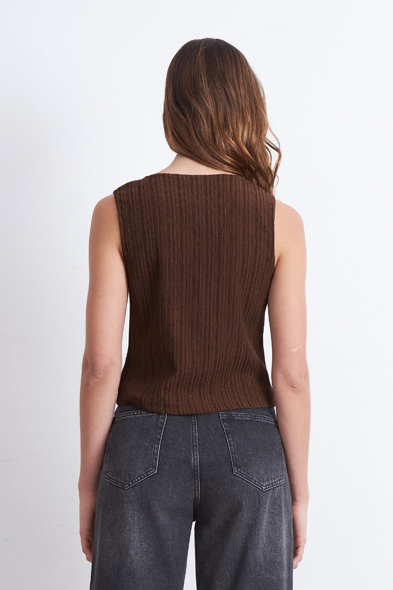 GILET LINEAS VERTICALES TIPO CREPE CAFE MUJER NICOPOLY - 4