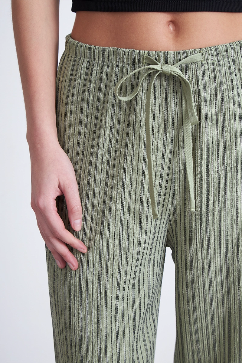 PANTALON TIPO CREPE RAYAS OLIVA MUJER NICOPOLY - 7