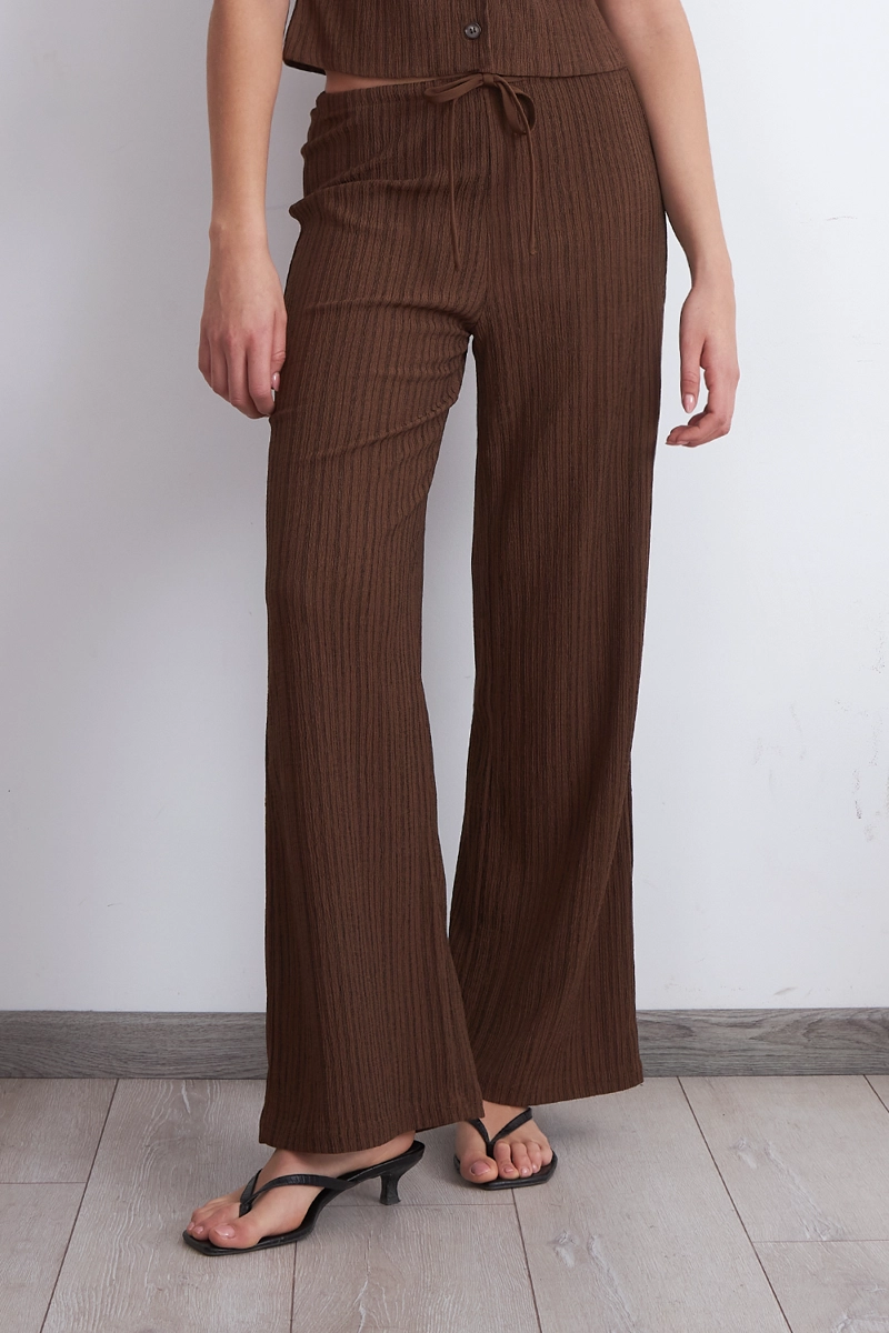 PANTALON TIPO CREPE RAYAS CAFE MUJER NICOPOLY - 1