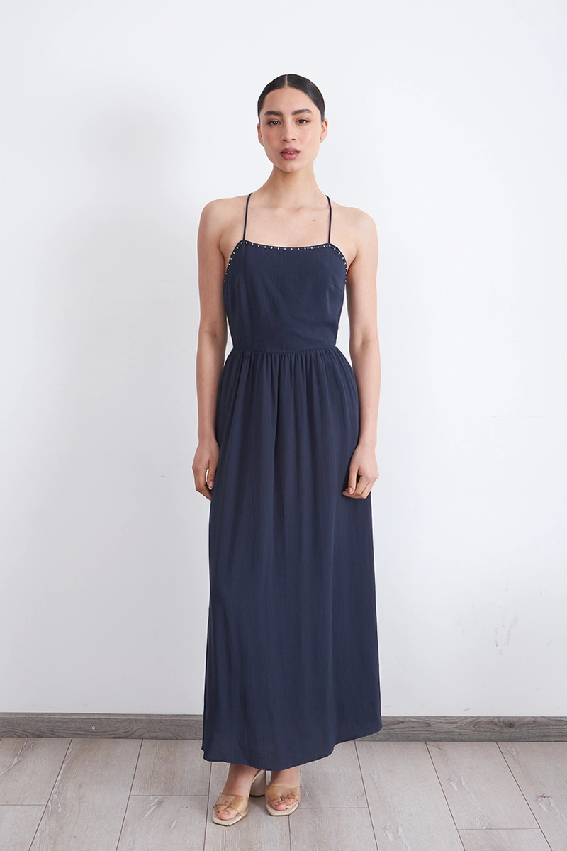 VESTIDO HALTER BORDADO FRONTAL AZUL MARINO MUJER NICOPOLY - 2