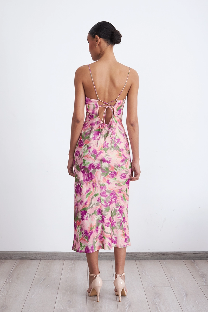 VESTIDO SATINADO ESCOTE FRUNCIDO ROSADO MUJER NICOPOLY - 4