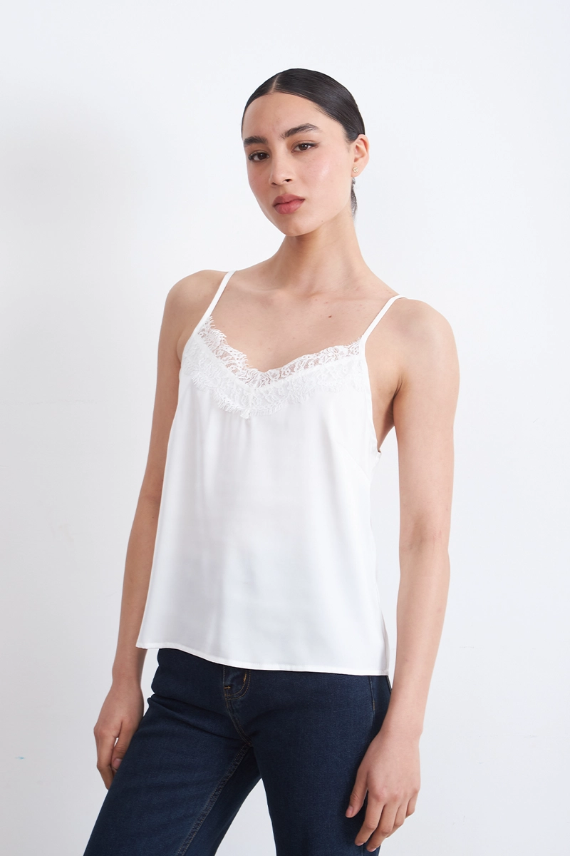 BLUSA LENCERA TIPO SATIN BLANCO MUJER NICOPOLY - 1
