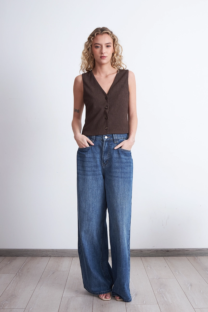 GILET TEXTURIZADO CREPE MOCCA MUJER NICOPOLY - 2