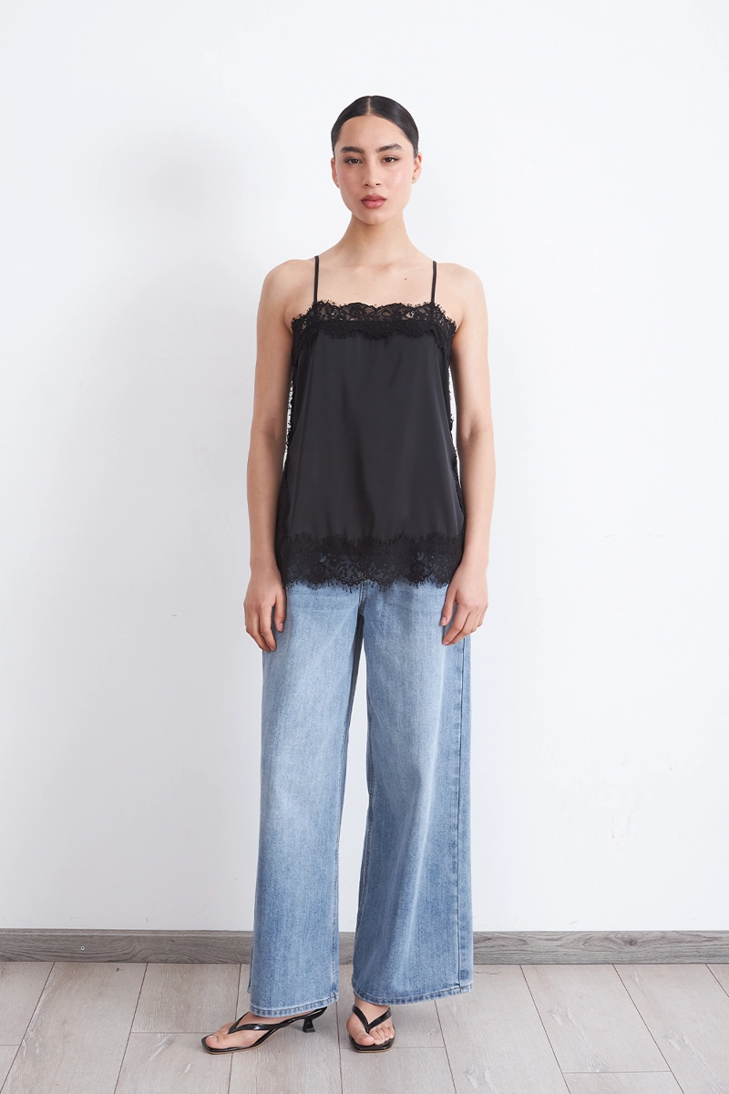 BLUSA ENCAJE Y ABERTURAS LATERALES NEGRO MUJER NICOPOLY - 2
