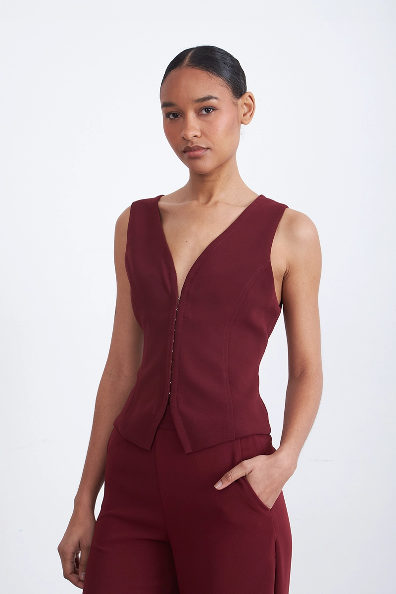 GILET ESCOTE EN V PROFUNDO BURDEO MUJER NICOPOLY - 3