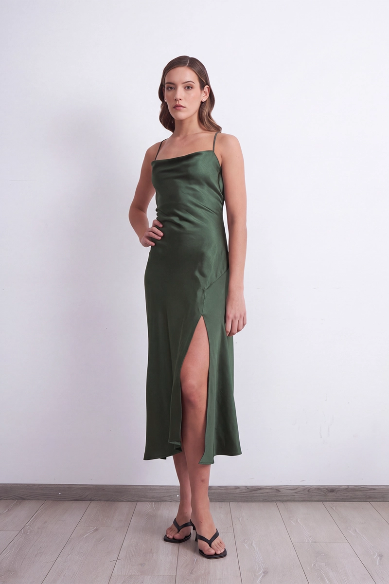 VESTIDO MIDI SATINADO DRAPEADO SATIN OLIVA MUJER NICOPOLY - 2