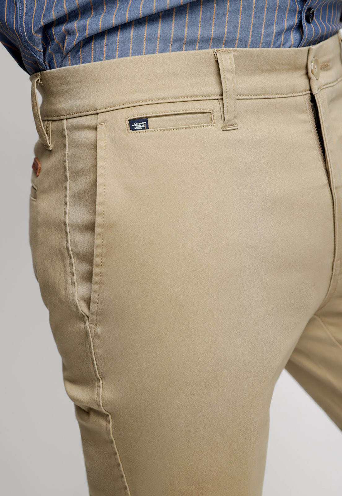 PANTALÓN TWILL SIN PLIEGUES SLIM L/31 KHAKI - 3