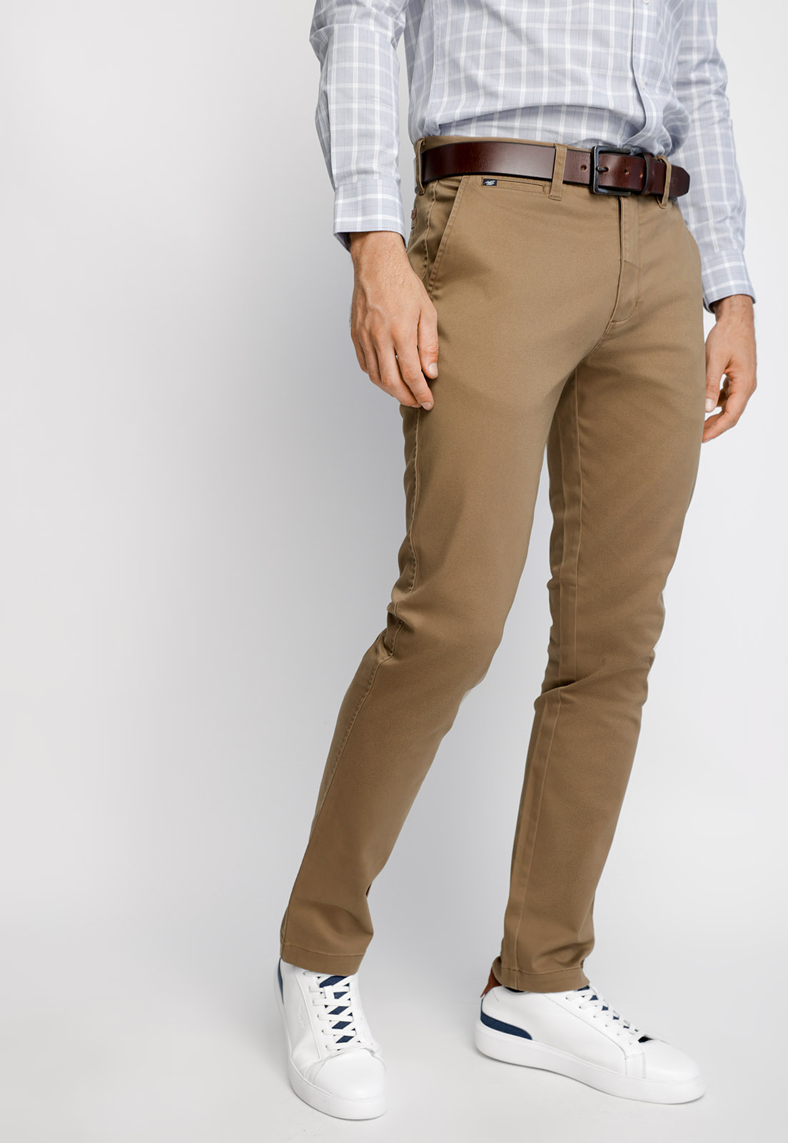 PANTALÓN TWILL SIN PLIEGUES SLIM L/33 TOASTED - 1