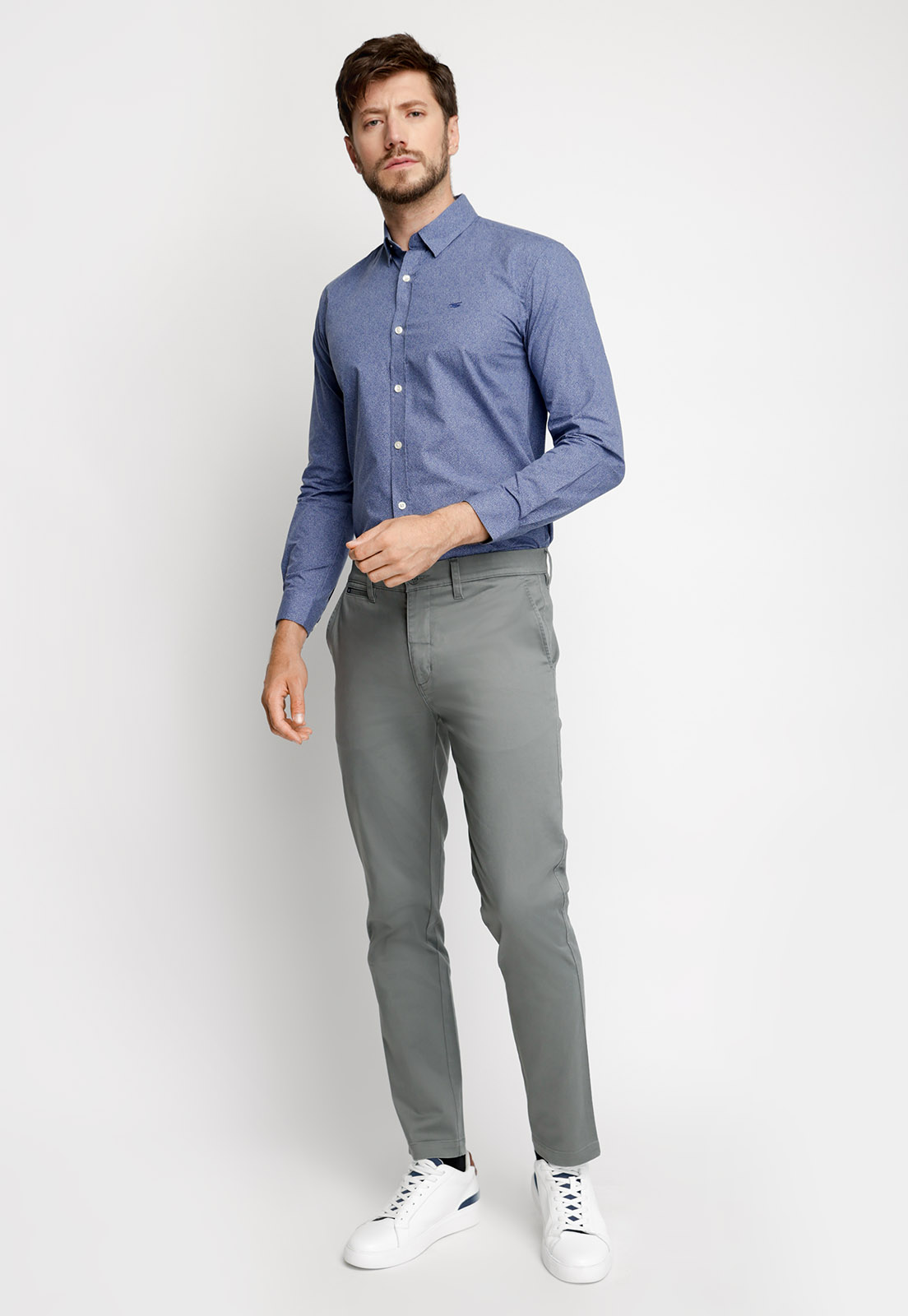 PANTALÓN TWILL SIN PLIEGUES SLIM L/31 LT GREY - 4