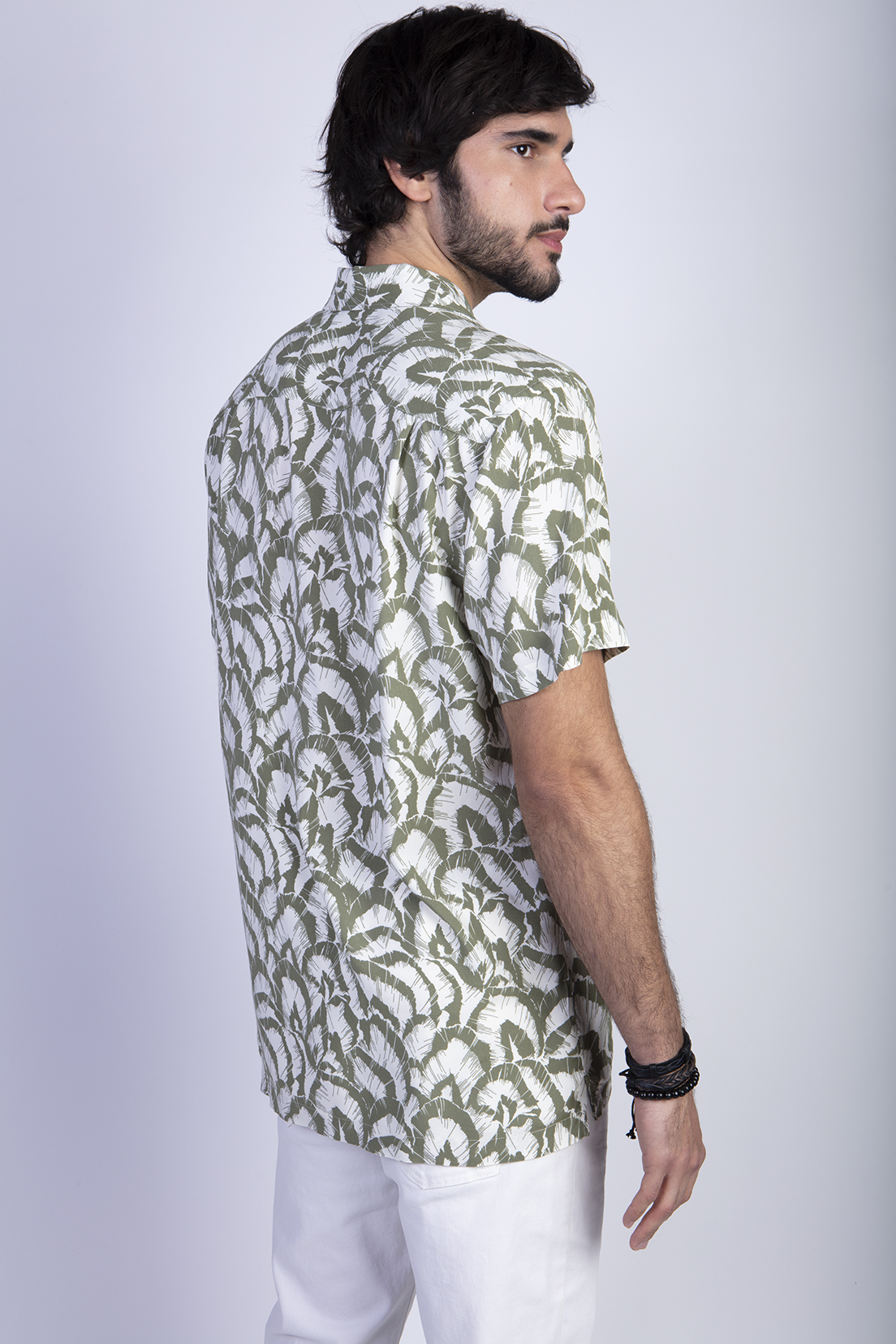 CAMISA ESTAMPADA HOJAS F MILITARY - 2