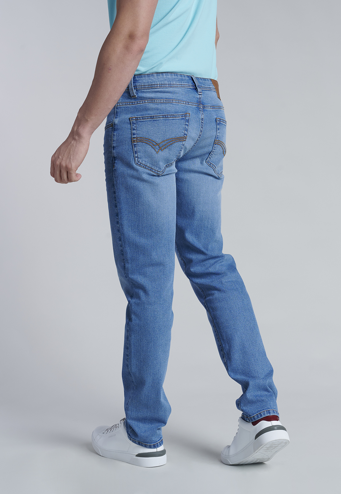 JEANS BLUE BASICO BRISTOL - 9