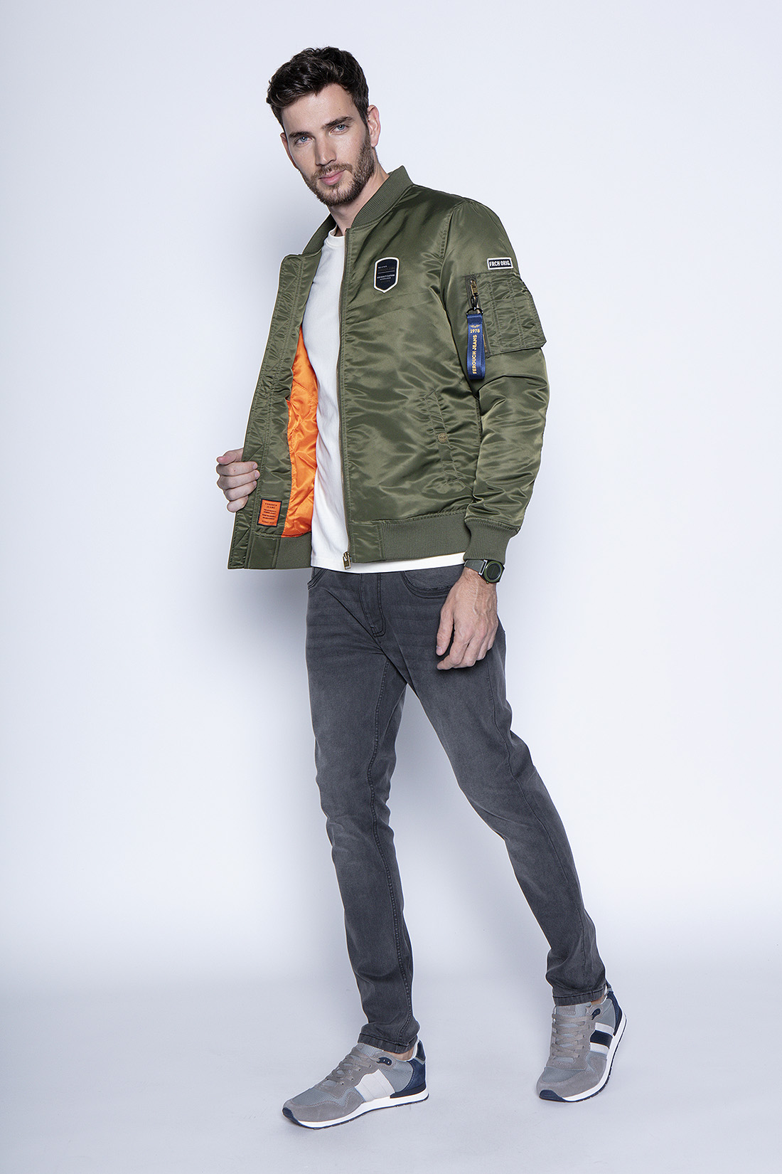 CHAQUETA MILITARY PILOT FJ - 4