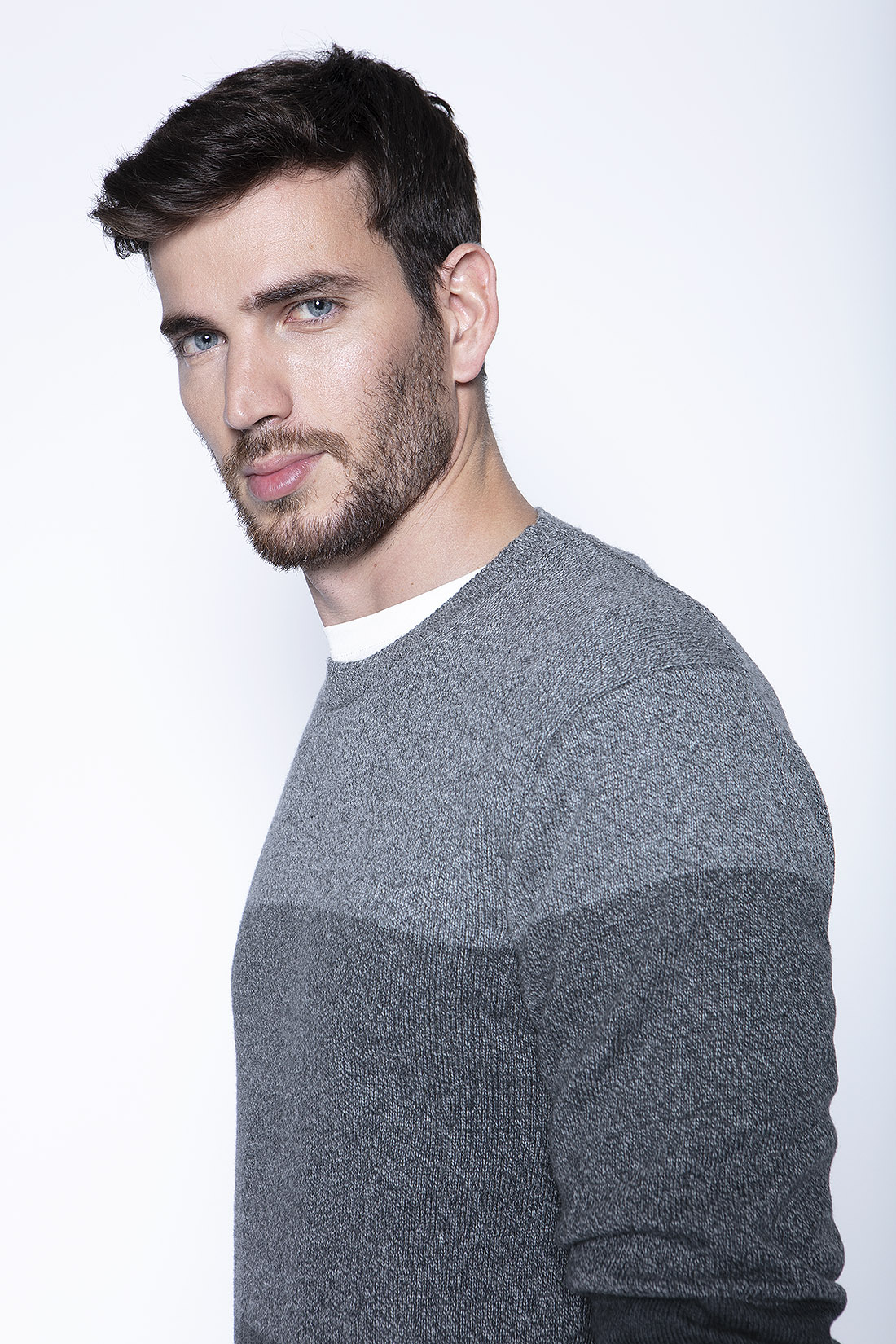 SWEATER CHICAGO F DK. GREY - 3