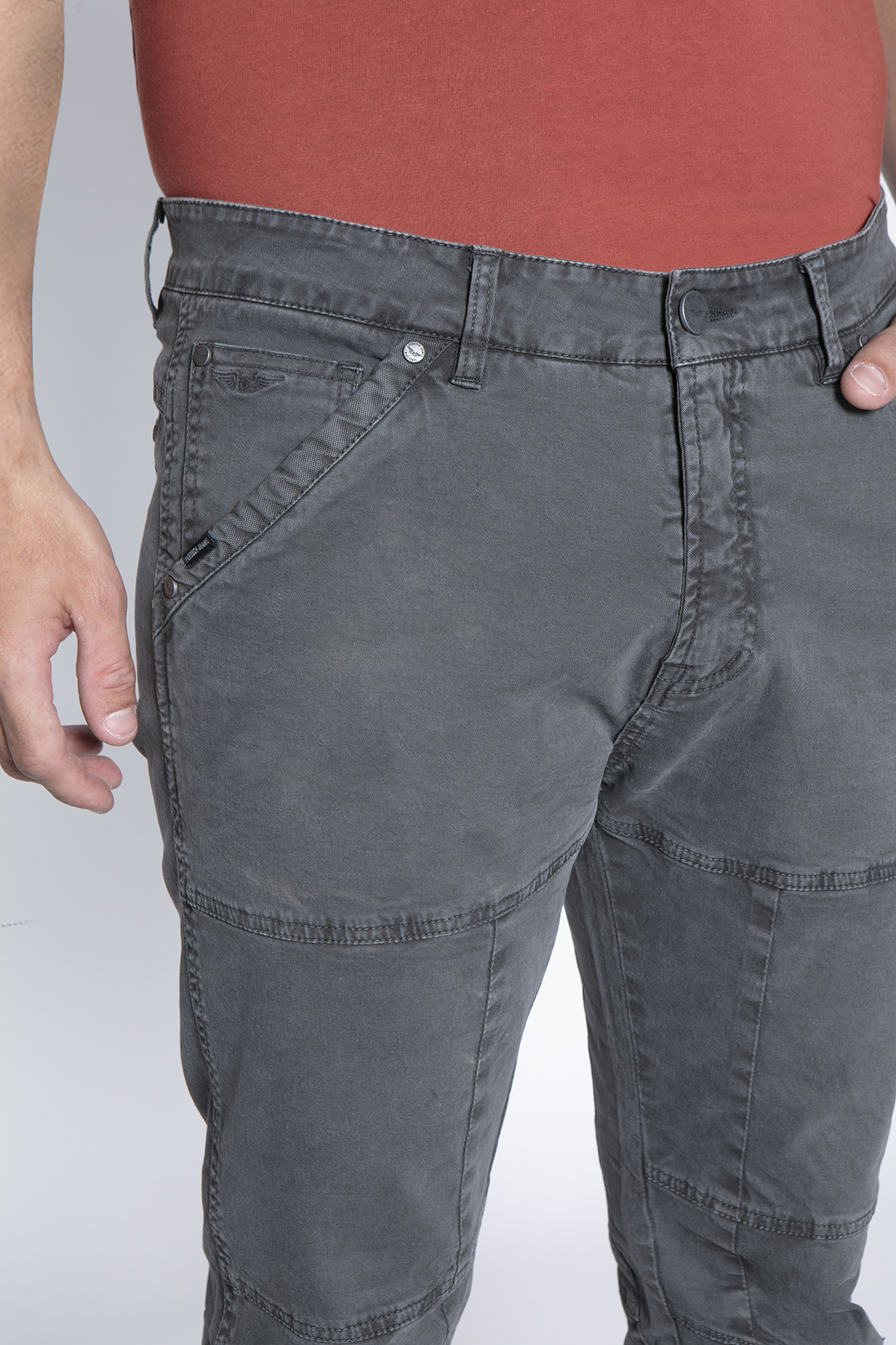 PANTALÓN BAYTOWN FJ DK. GREY - 3