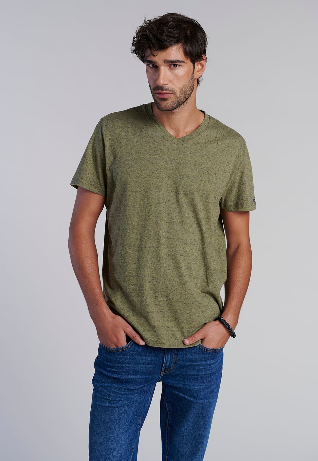 POLERA V NECK ALASKA MILITARY - 1