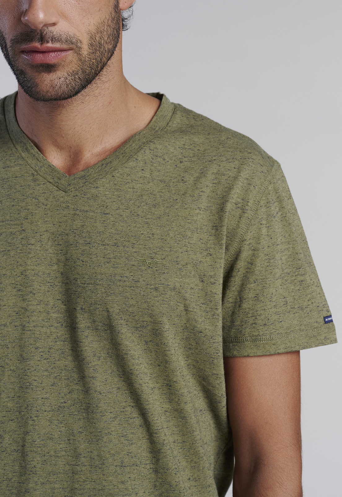 POLERA V NECK ALASKA MILITARY - 3