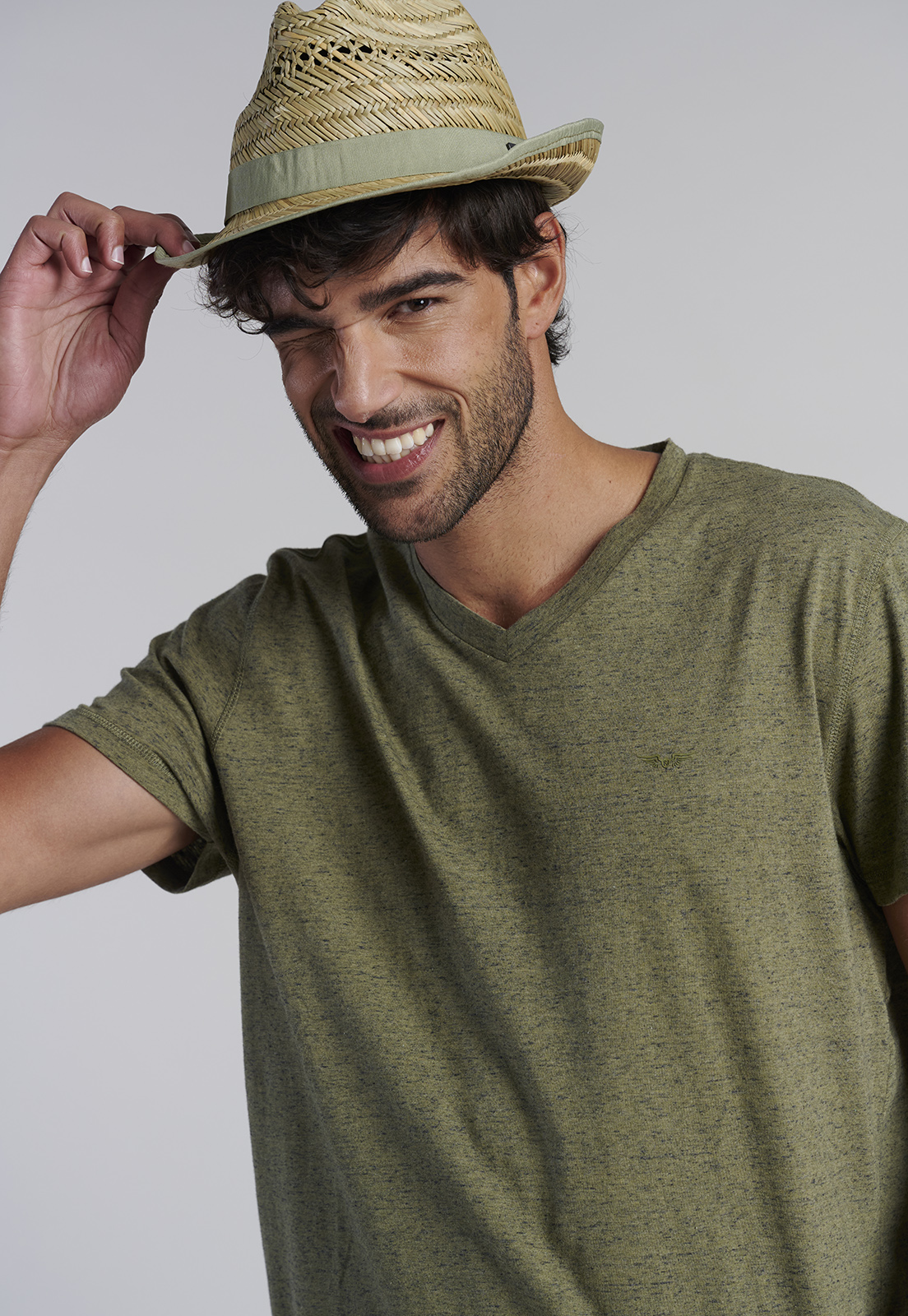 POLERA V NECK ALASKA MILITARY - 5