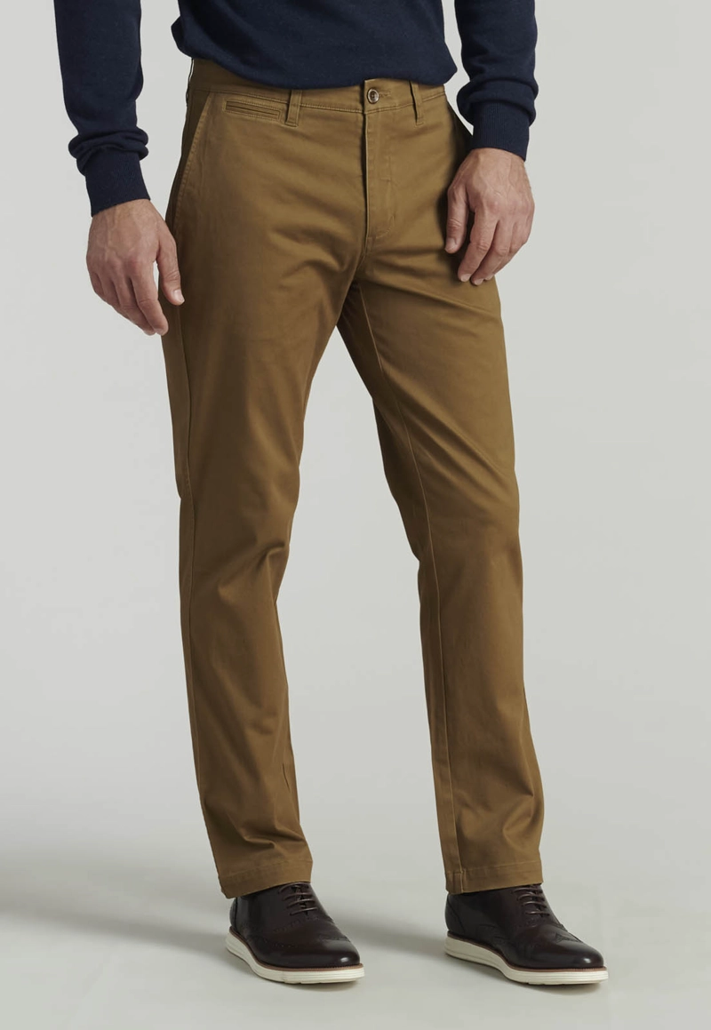 PANTALÓN ALGODÓN HOMBRE FEROUCH TWILL WITHOUT PLEATS L/31 BUSINESS CAMEL - 1