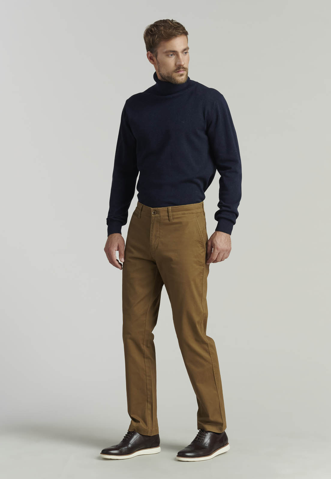 PANTALÓN ALGODÓN HOMBRE FEROUCH TWILL WITHOUT PLEATS L/31 BUSINESS CAMEL - 2