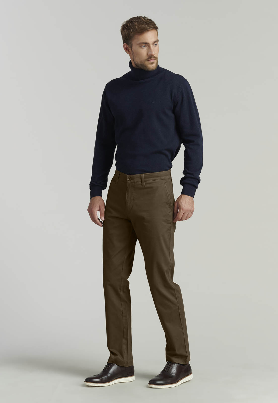 PANTALON TWILL WITHOUT PLEATS L/31 BUSINESS BROWN - 2