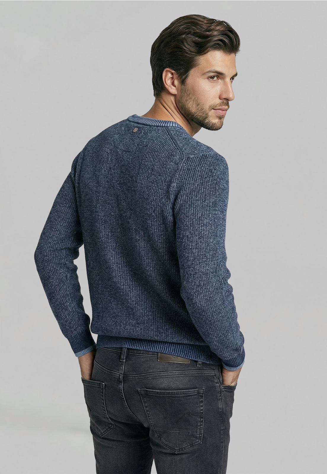 SWEATER AKRON NAVY - 4
