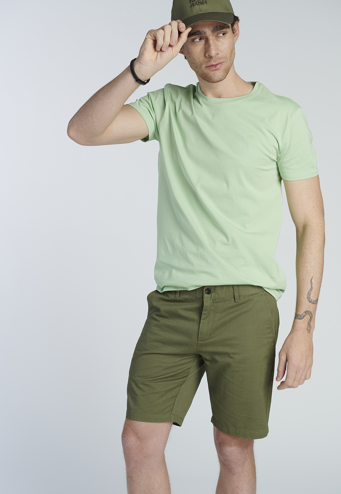 BERMUDA KHAKI VERONA NM - 5