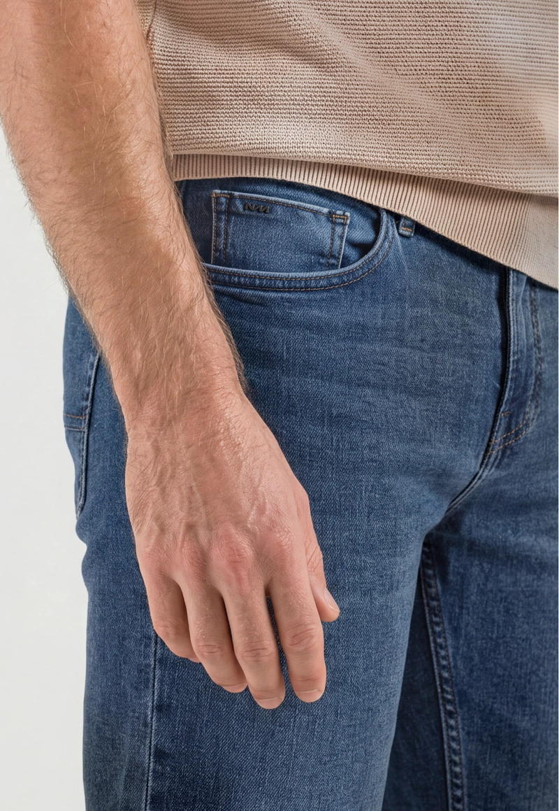 JEANS SAGUNTO LT. BLUE - 4