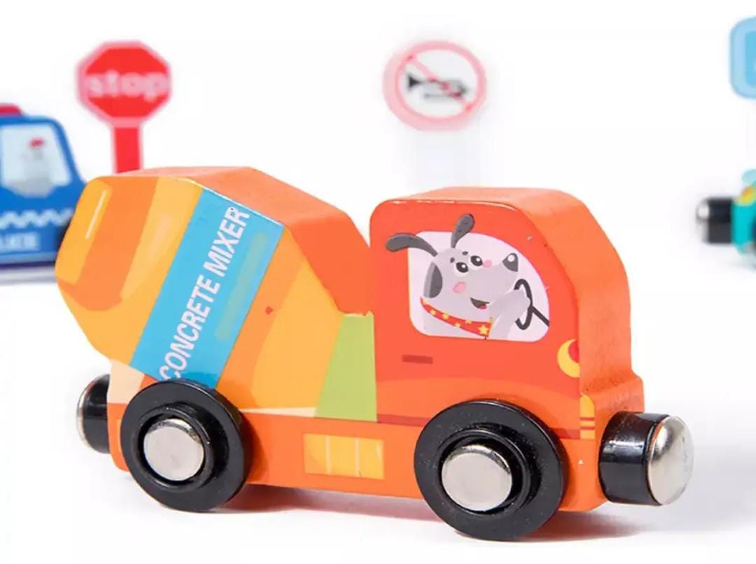 JUEGO TREN MAGNETICO Y SEÑALES DE TRANSITO MONTESSORI - 6