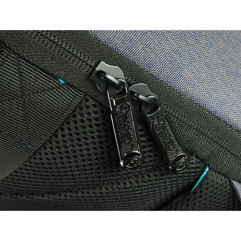 MOCHILA DISCOVERY GRIS MANHATTAN ANTIRROBO 20 L - 3
