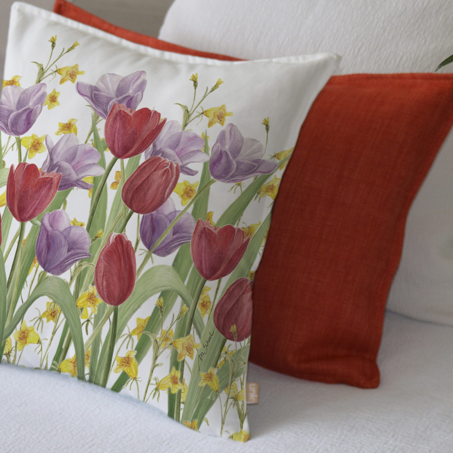 FUNDA COJÍN ESTAMPADO 45X45 JARDÍN FLORES TULIPÁN ROJO - 2