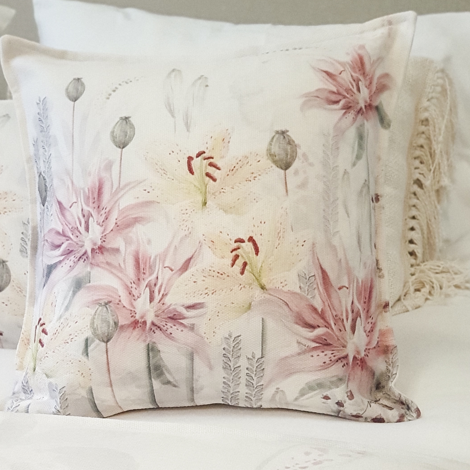 FUNDA COJÍN MARGARITA SCHEEL PARA CASA ALVARINHO MARISA LILIUM 45 X 45 CM MULTICOLOR - 2