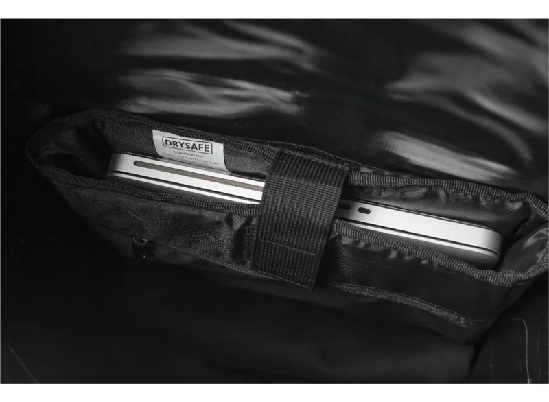 MOCHILA OUTDOOR 25 LT IMPERMEABLE CON PORTA LAPTOP/NOTEBOOK COLOR NEGRO - 5