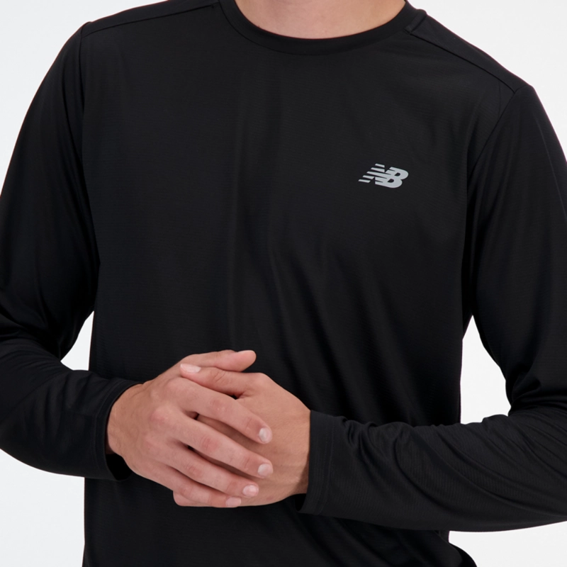 POLERA HOMBRE NEW BALANCE NEGRO MANGA LARGA MT41225BK - 4