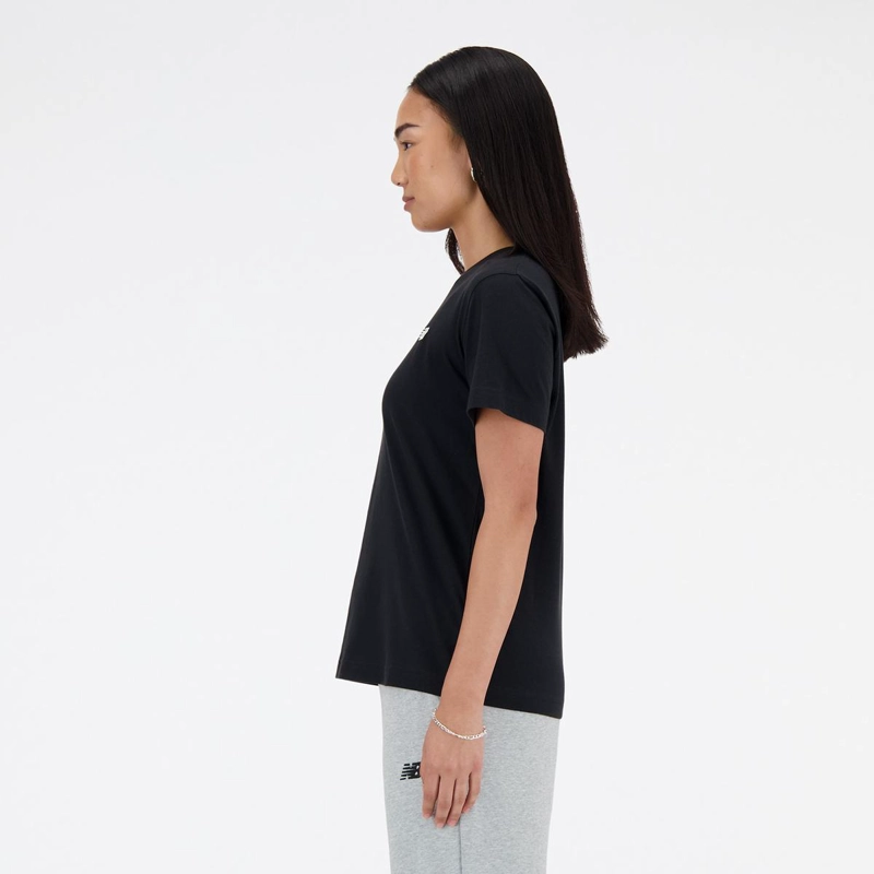 POLERA LIFESTYLE MUJER NEW BALANCE SPORT ESSENTIALS NEGRO - 4