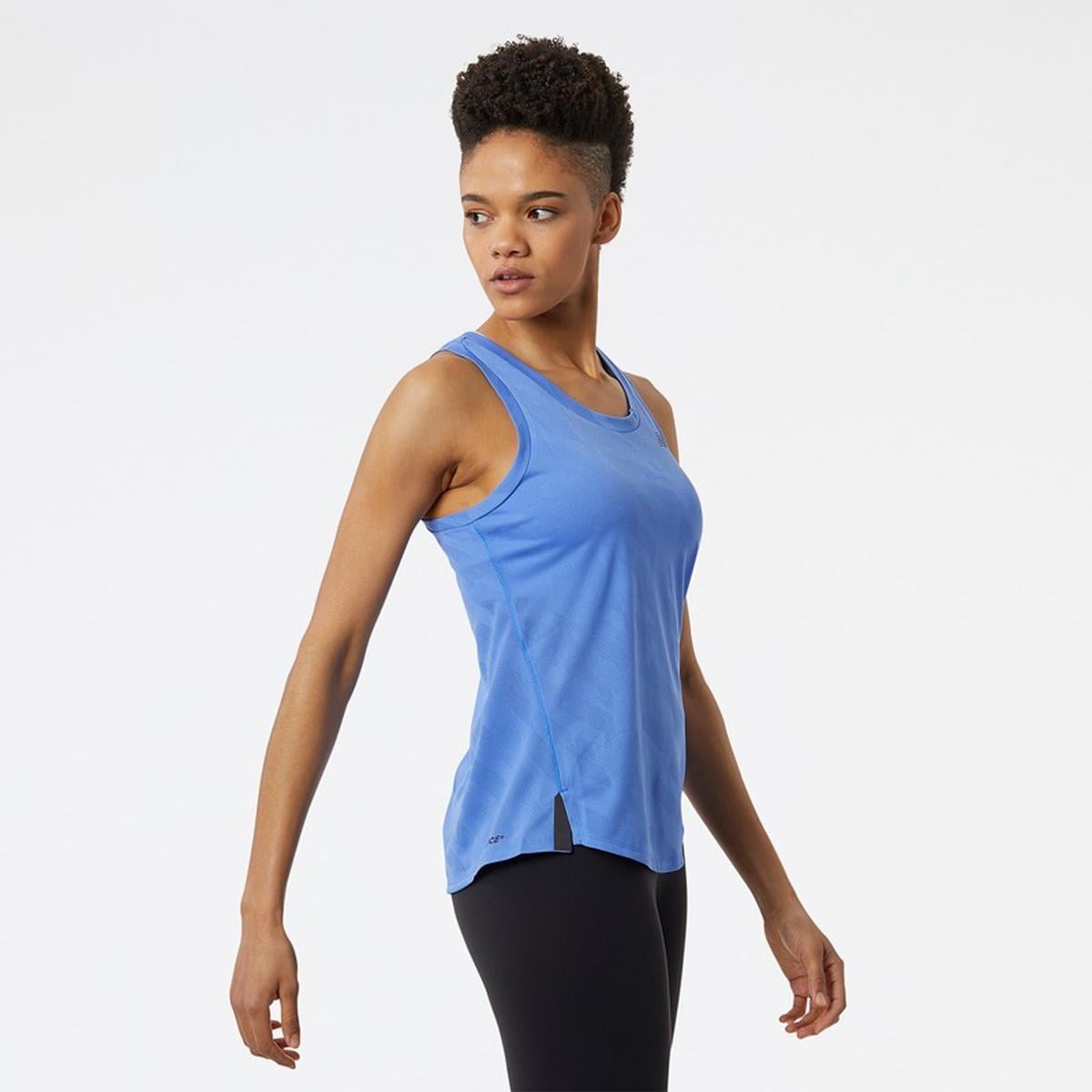 POLERA RUNNING MUJER NEW BALANCE Q SPEED JACQUARD AZUL - 2