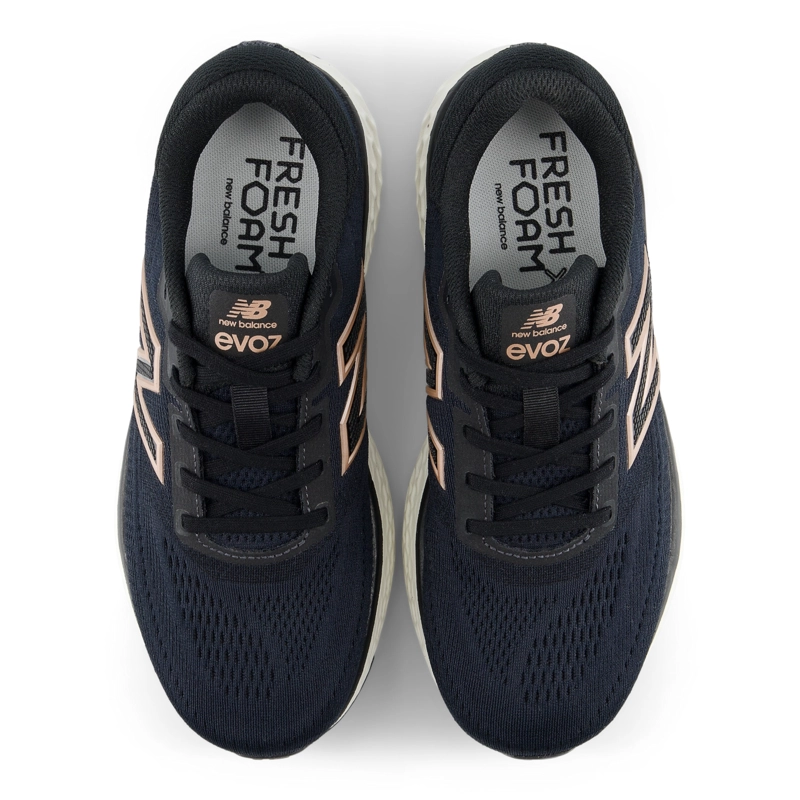 ZAPATILLAS RUNNING MUJER NEW BALANCE EVOZ V4 NEGRA - 4