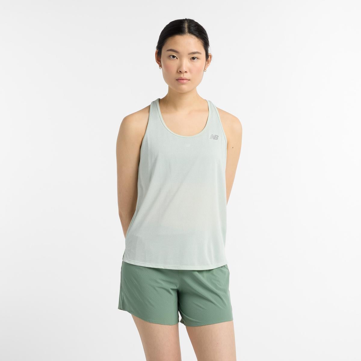 NEW BALANCE POLERA SIN MANGAS RUNNING MUJER NEW BALANCE ATHLETIC VERDE