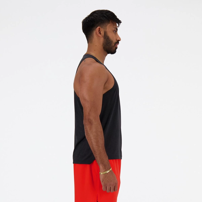POLERA SIN MANGAS RUNNING HOMBRE NEW BALANCE ATHLETIC NEGRO - 2