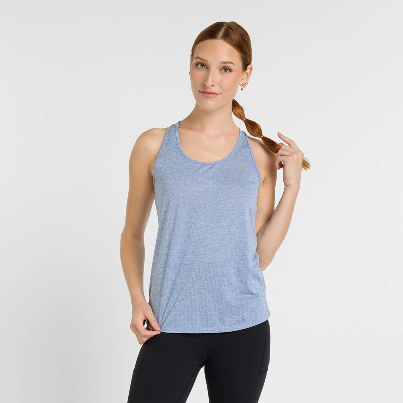 POLERA SIN MANGAS RUNNING MUJER NEW BALANCE ATHLETIC CELESTE - 1
