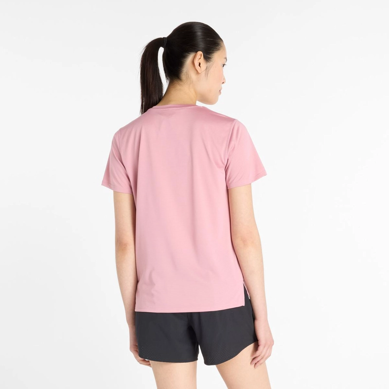 POLERA RUNNING MUJER NEW BALANCE SPORT ESSENTIALS MORADA - 2