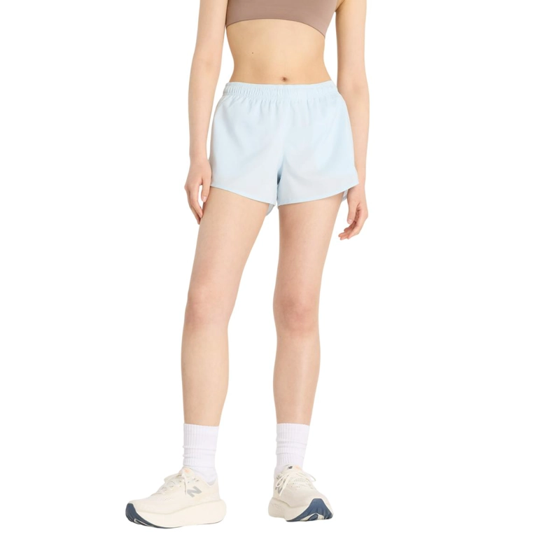 NEW BALANCE SHORT MUJER NEW BALANCE SPORT ESSENTIALS CELESTE