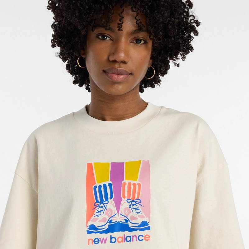 POLERA LIFESTYLE MUJER NEW BALANCE ATHLETICS BEIGE - 2