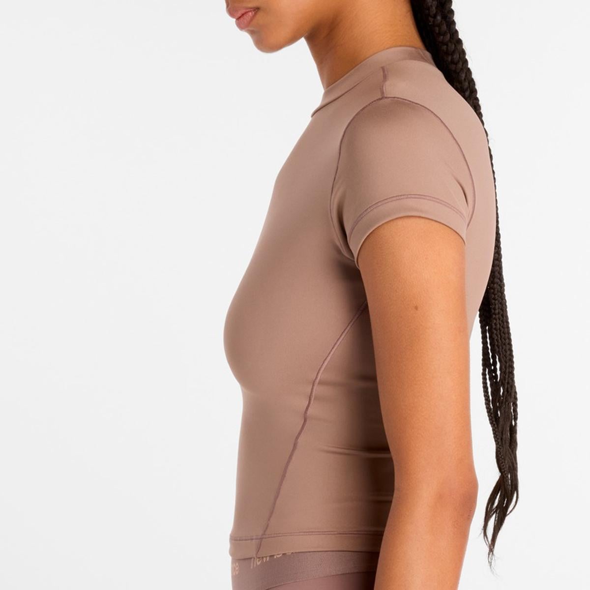 POLERA ENTRENAMIENTO MUJER NEW BALANCE NB DEFINE FITTED CAFE - 5