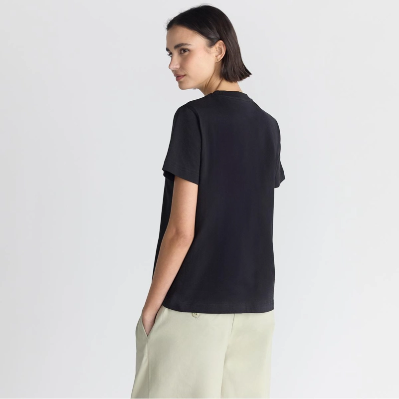 POLERA MUJER NEW BALANCE ESSENTIALS NEGRA - 3