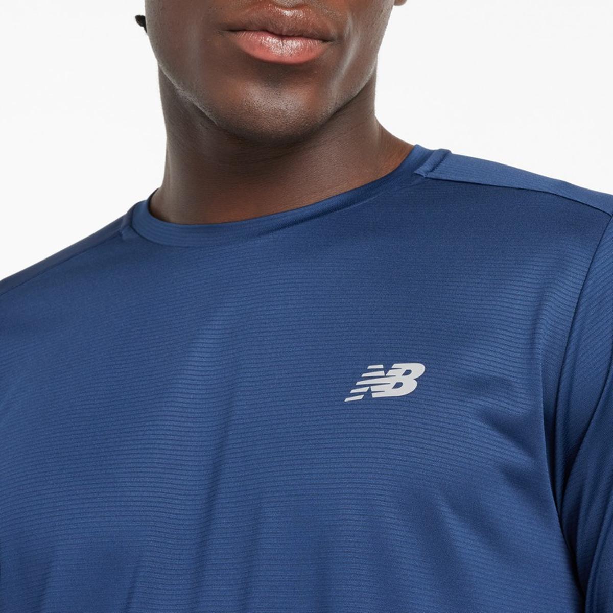 POLERA MANGA LARGA RUNNING HOMBRE NEW BALANCE AZUL - 5