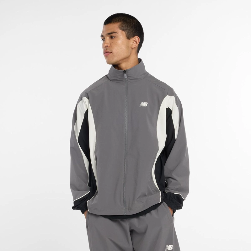 CHAQUETA LIFESTYLE HOMBRE NEW BALANCE IN GAME WOVEN GRIS - 7