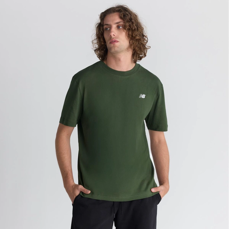 POLERA LIFESTYLE HOMBRE NEW BALANCE SPORT ESSENTIALS VERDE O - 4