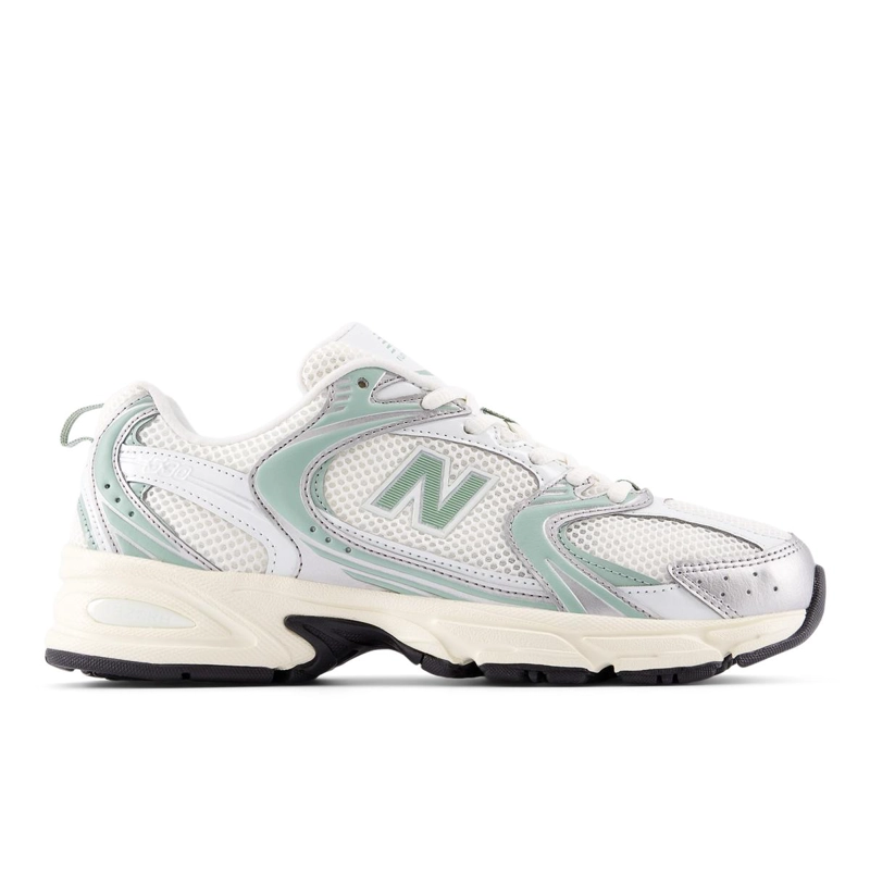 ZAPATILLAS URBANAS UNISEX NEW BALANCE 530 BLANCA PLATEADO - 1