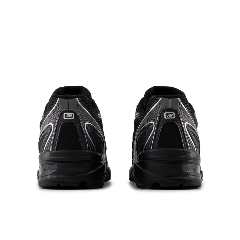 ZAPATILLAS URBANAS UNISEX NEW BALANCE 740 NEGRA/BLANCO - 5